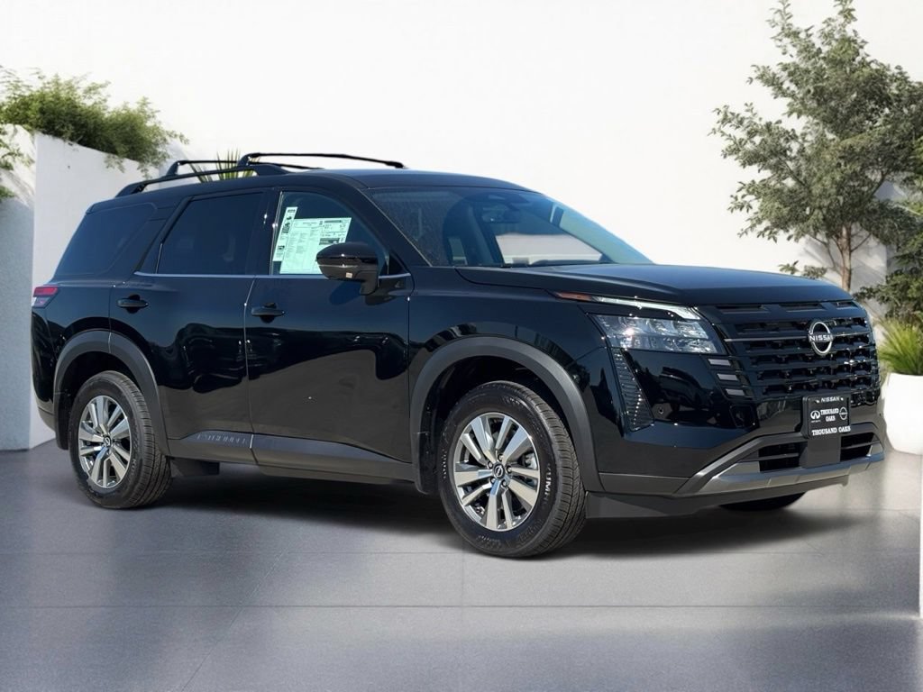 New 2026 Nissan Pathfinder SL w/ Cargo Package FWD image 1