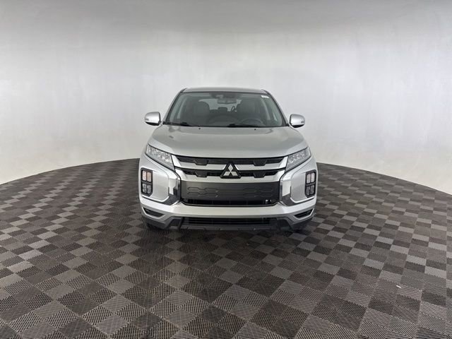 Used 2025 Mitsubishi Outlander Sport ES image 2