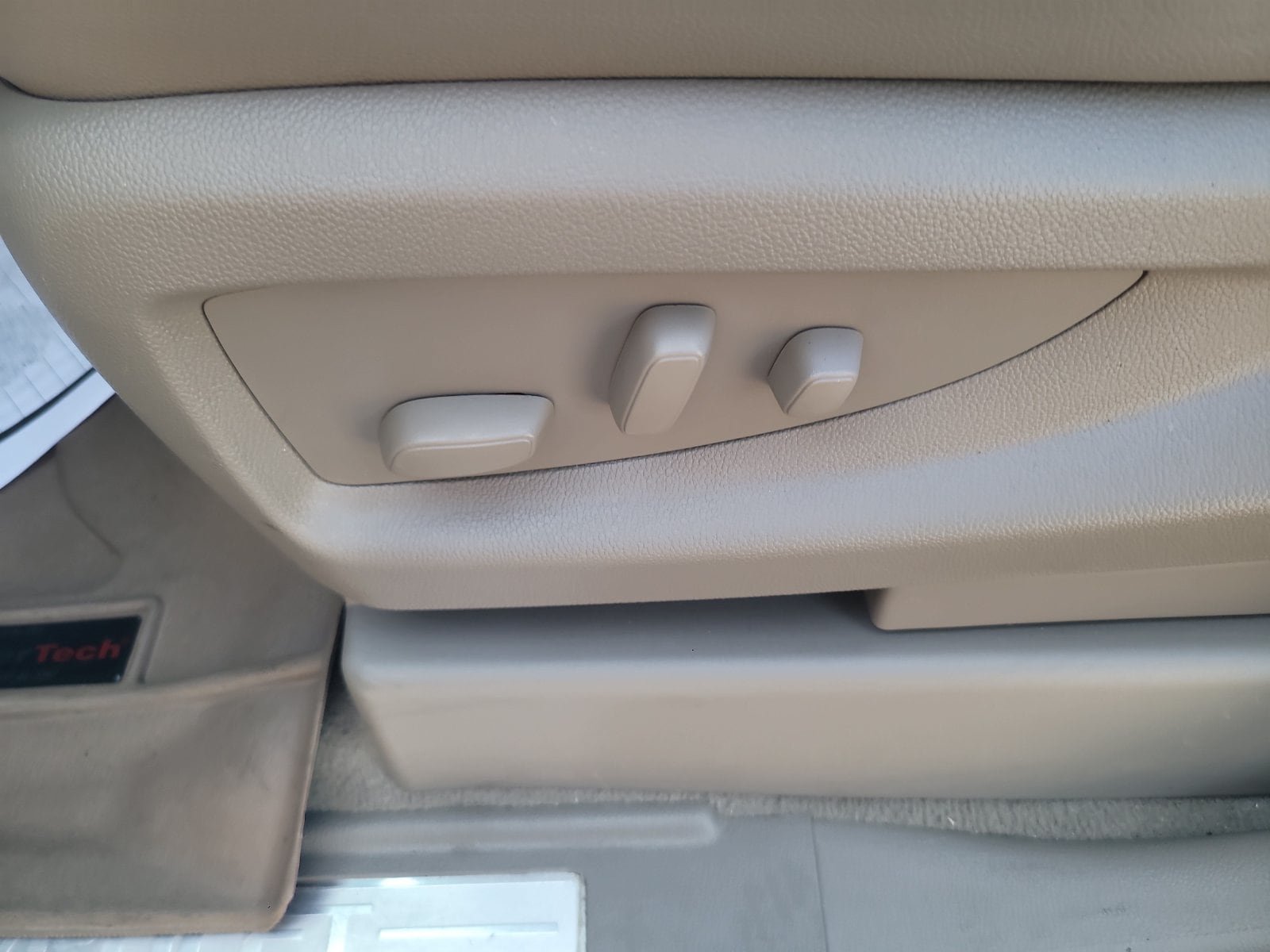Used 2020 Chevrolet Suburban Premier AWD/4WD image 12