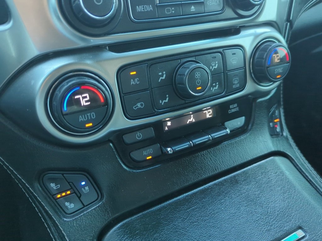 Used 2017 Chevrolet Suburban Premier image 26