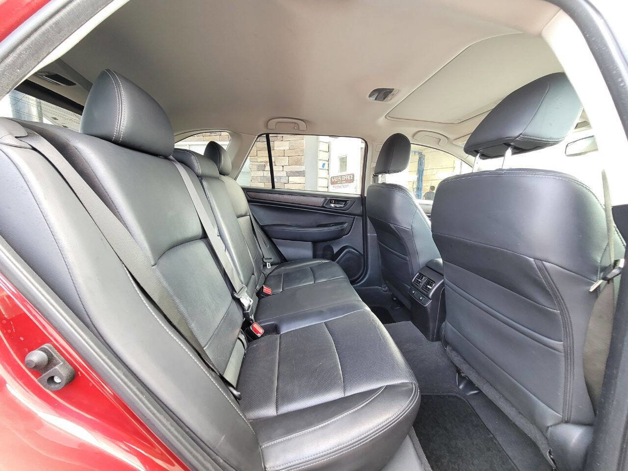 Used 2015 Subaru Outback 2.5i Limited image 11