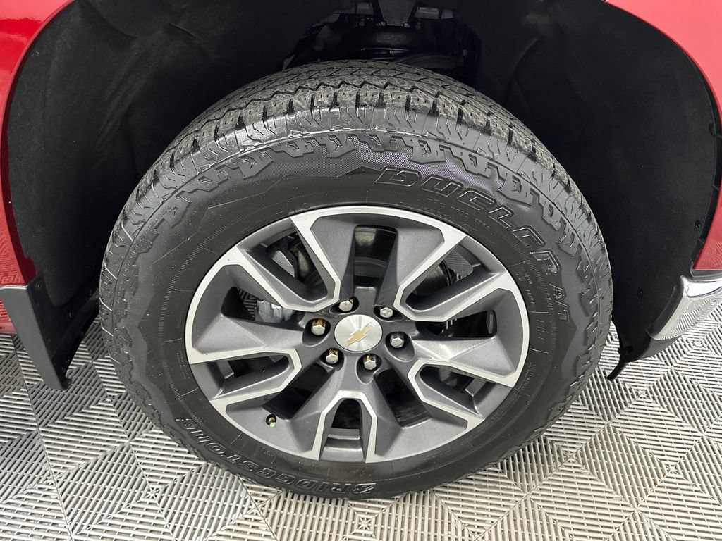Used 2021 Chevrolet Silverado 1500 LT AWD/4WD image 13