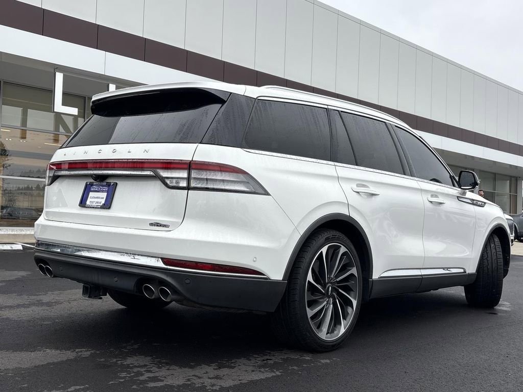 Used 2022 Lincoln Aviator Reserve w/ Equipment Group 201A image 7