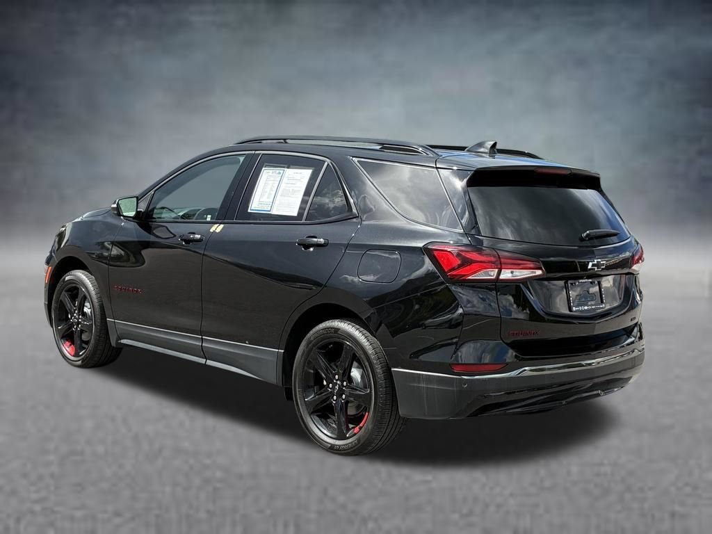 Used 2023 Chevrolet Equinox Premier AWD/4WD image 3