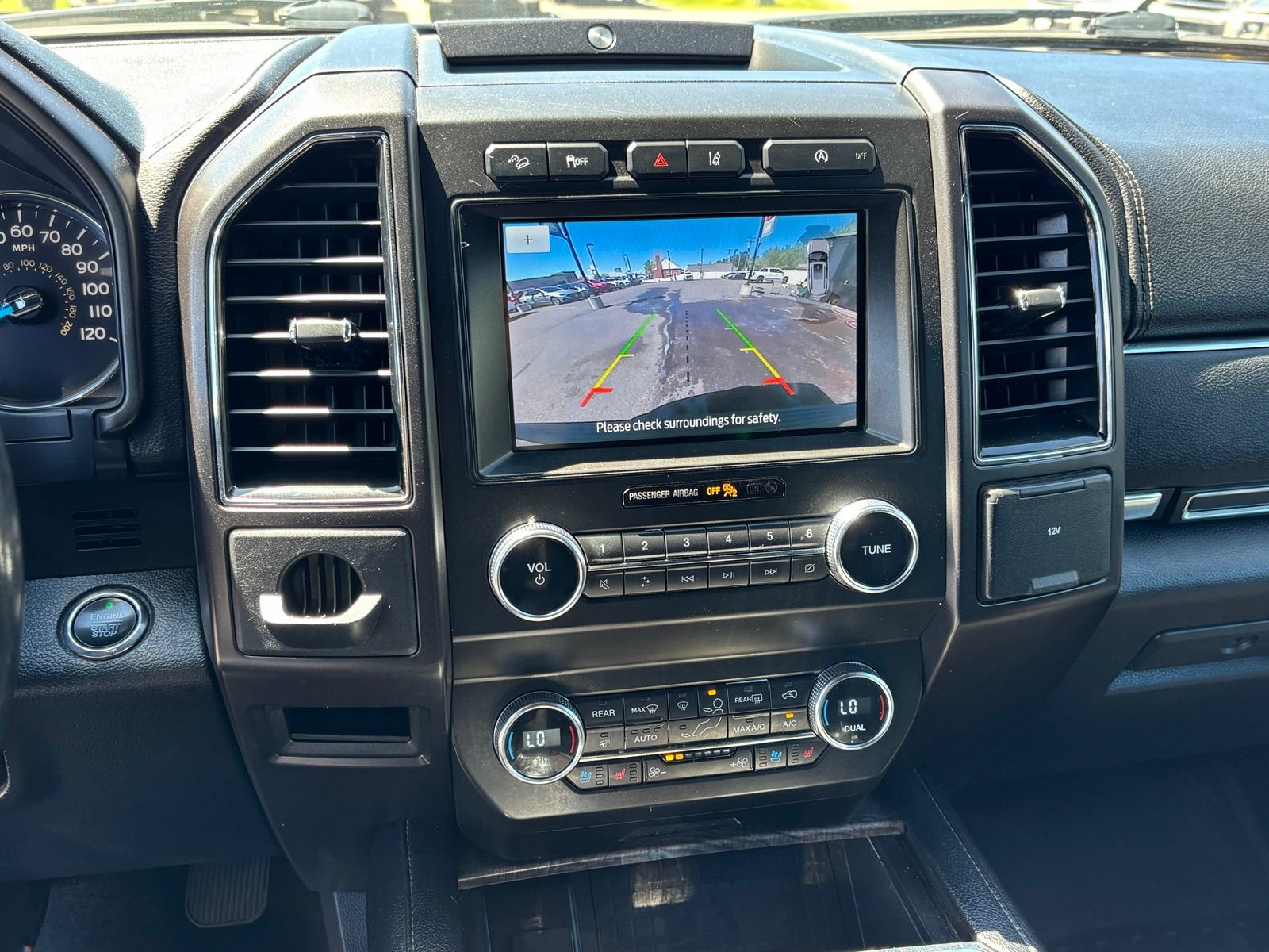 Used 2020 Ford Expedition Limited AWD/4WD image 20