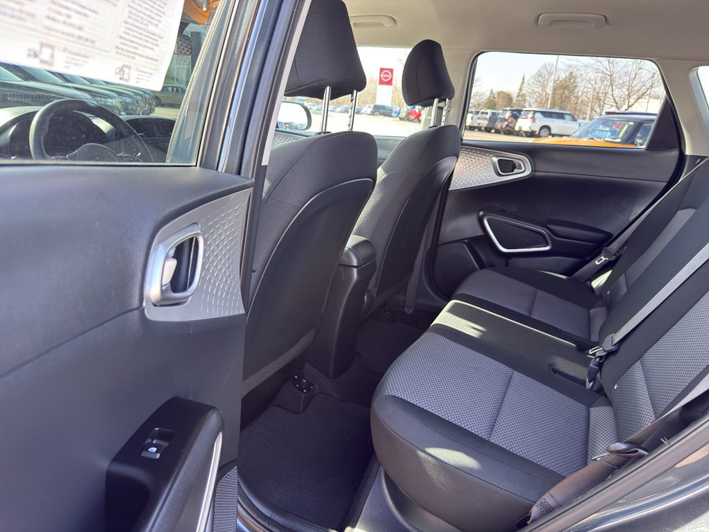 Used 2024 Kia Soul LX w/ LX Technology Package image 28