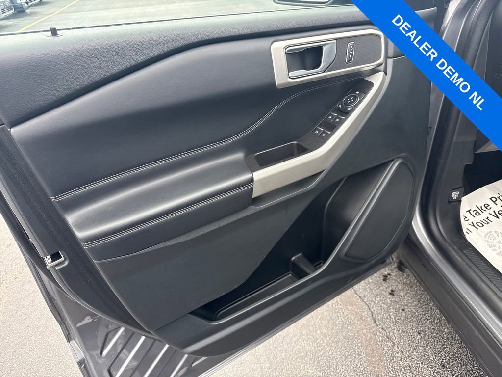 Used 2023 Ford Explorer XLT w/ Equipment Group 202A image 22