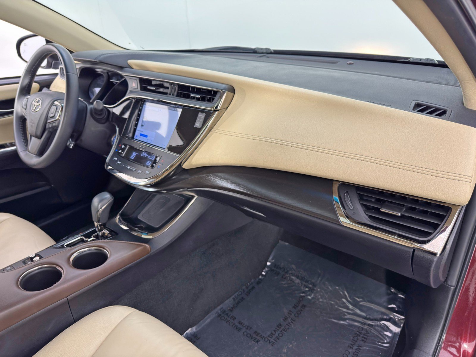 Used 2018 Toyota Avalon XLE Premium image 14