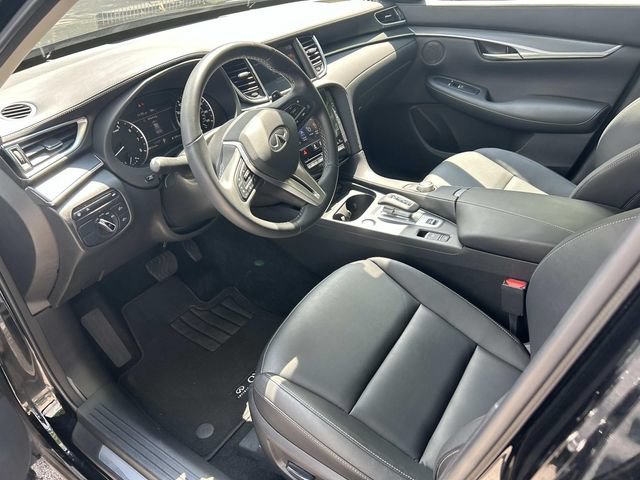 Certified 2025 INFINITI QX50 Pure AWD/4WD image 15