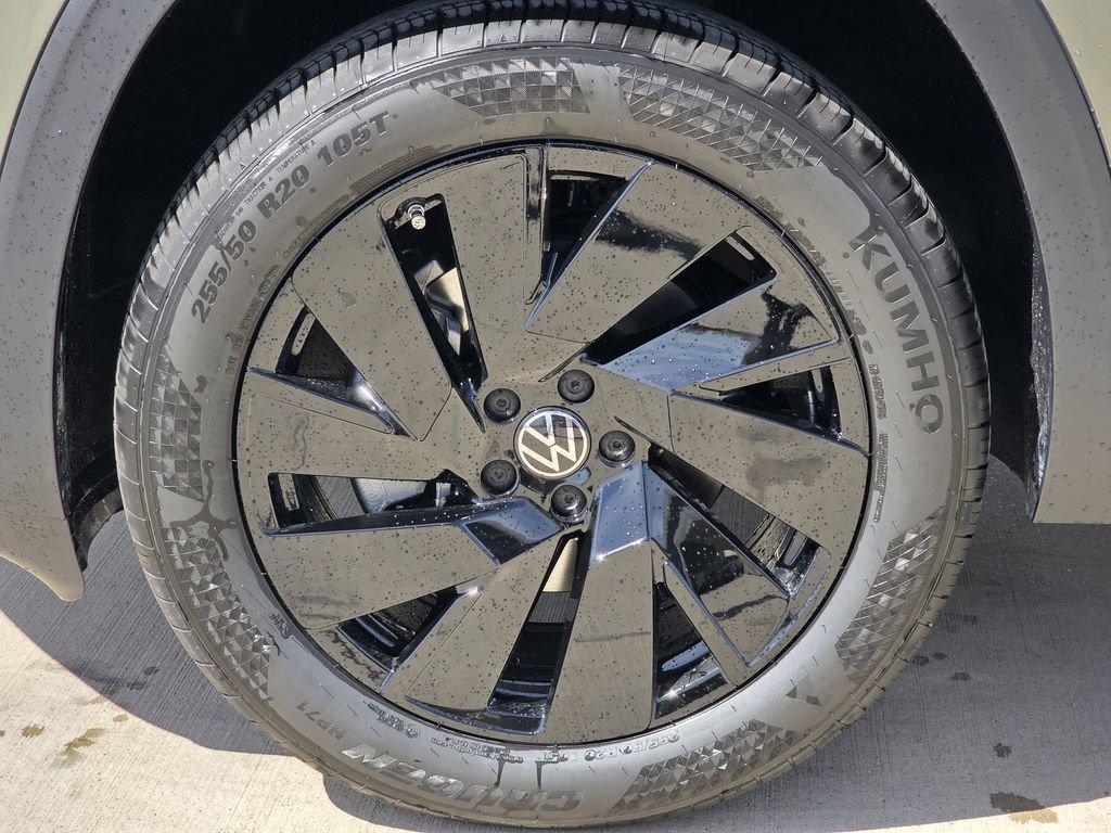 New 2026 Volkswagen Atlas SE image 8