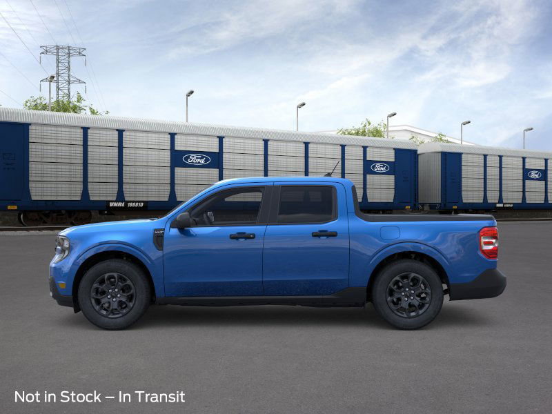 New 2025 Ford Maverick XLT image 3