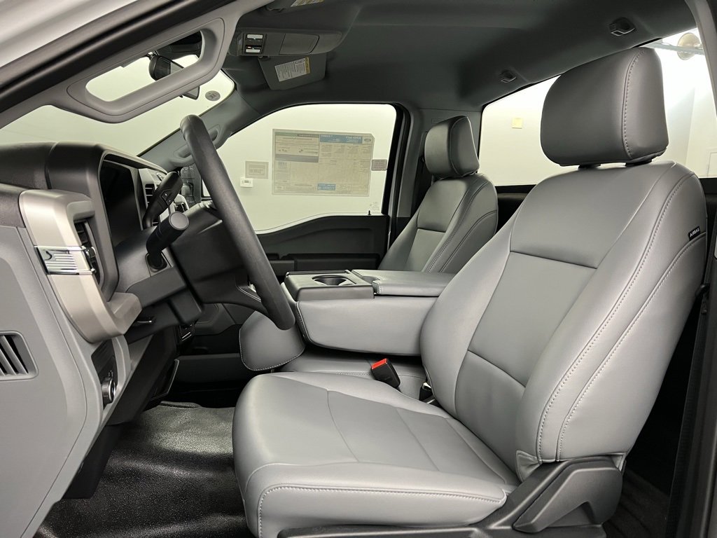 New 2026 Ford F350 XL w/ XL Chrome Package image 20