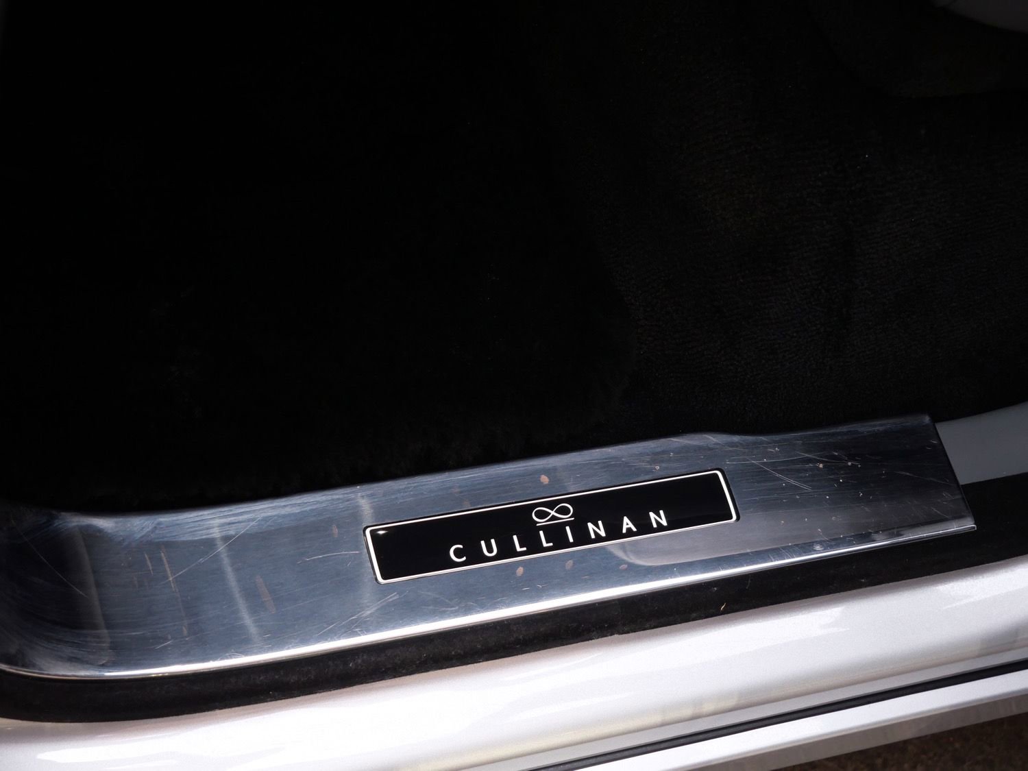 Certified 2026 Rolls-Royce Cullinan Black Badge AWD/4WD image 9