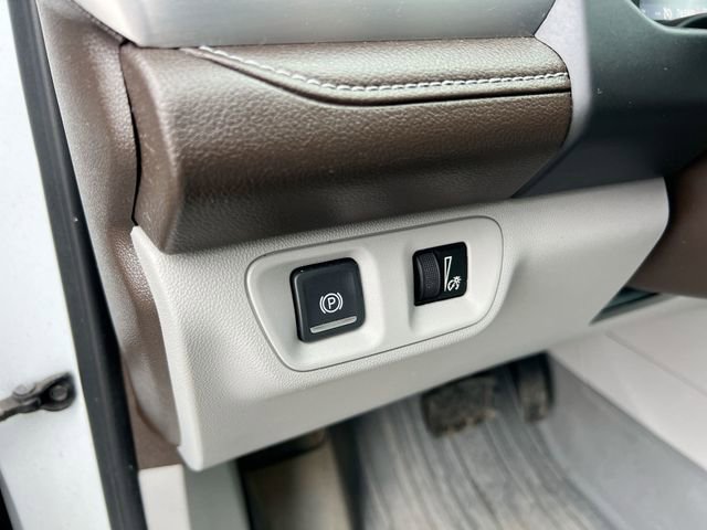 Used 2022 GMC Acadia SLT w/ Preferred Package image 18