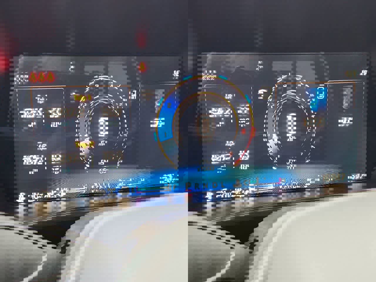 Used 2024 Chevrolet Colorado Trail Boss w/ Technology Package image 22