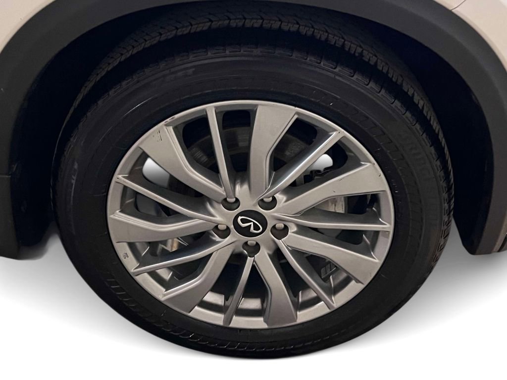 Used 2023 INFINITI QX50 Pure AWD/4WD image 7