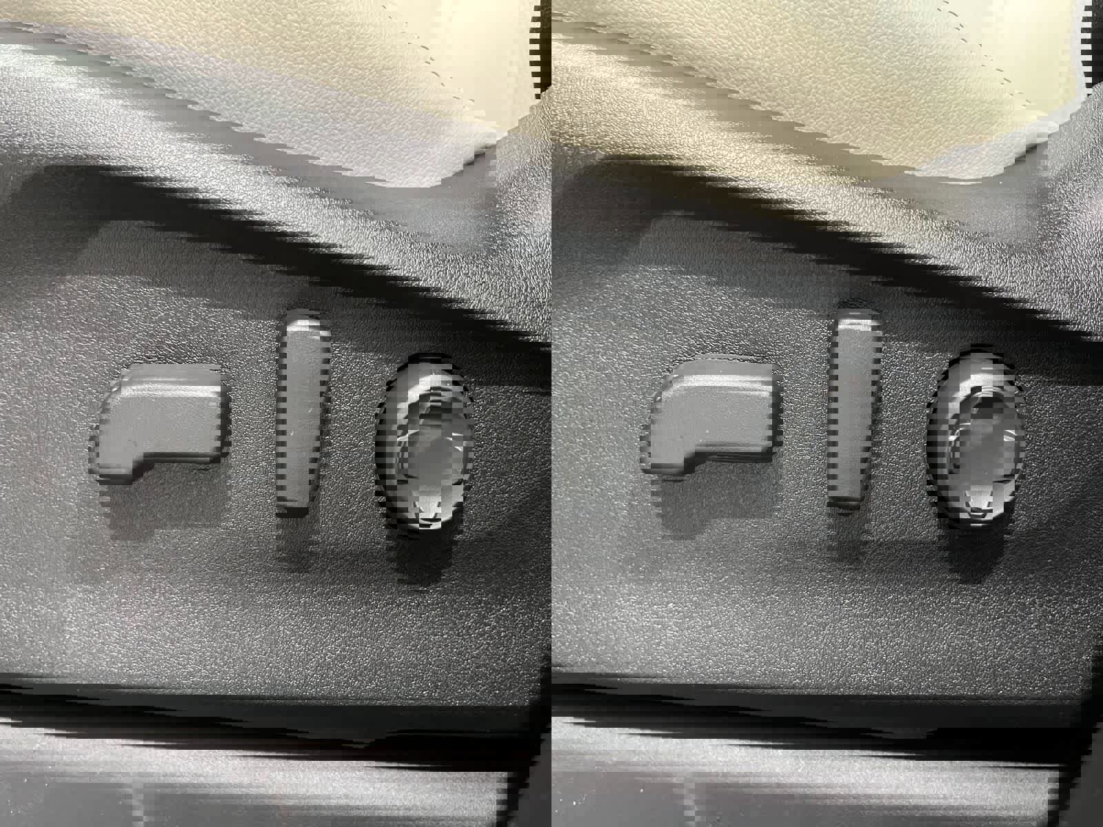 New 2026 Subaru Ascent Limited image 13