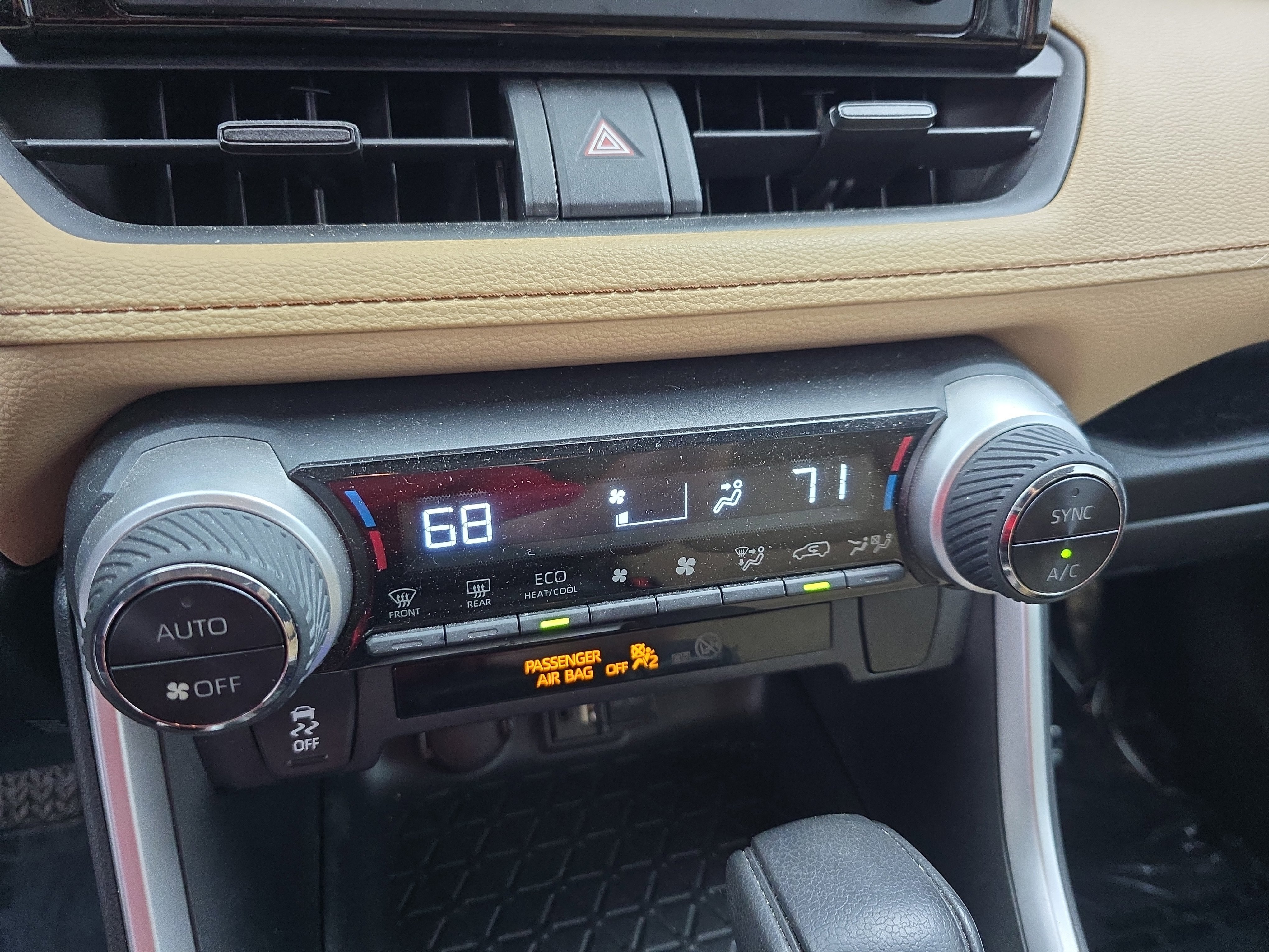 Used 2019 Toyota RAV4 XLE image 21