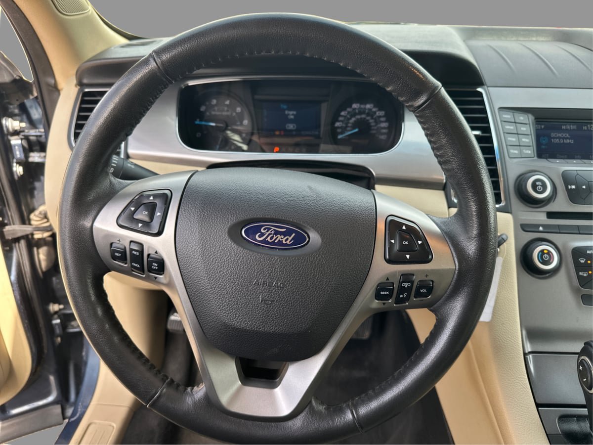 Used 2019 Ford Taurus SEL AWD/4WD image 31