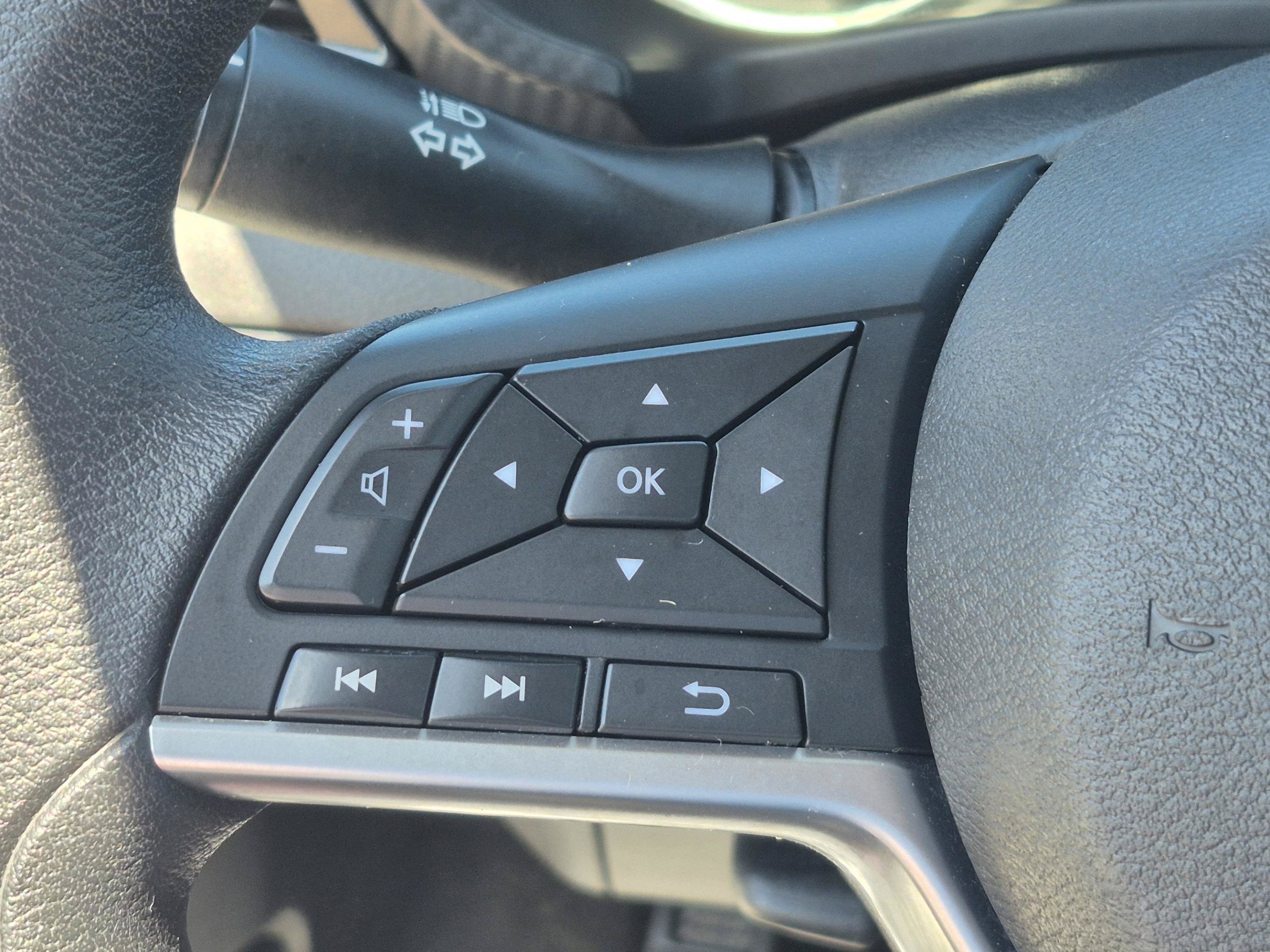 Certified 2024 Nissan Sentra SV FWD image 29
