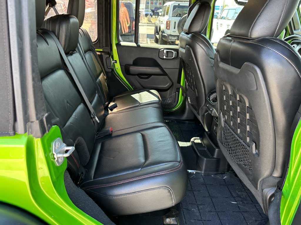 Used 2019 Jeep Wrangler Unlimited Rubicon w/ Dual Top Group AWD/4WD image 19