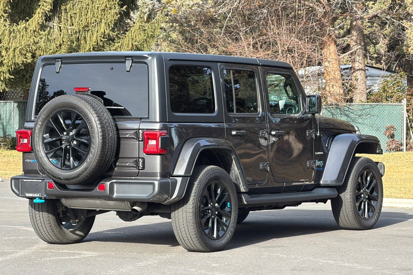 Used 2022 Jeep Wrangler Unlimited Sahara image 4