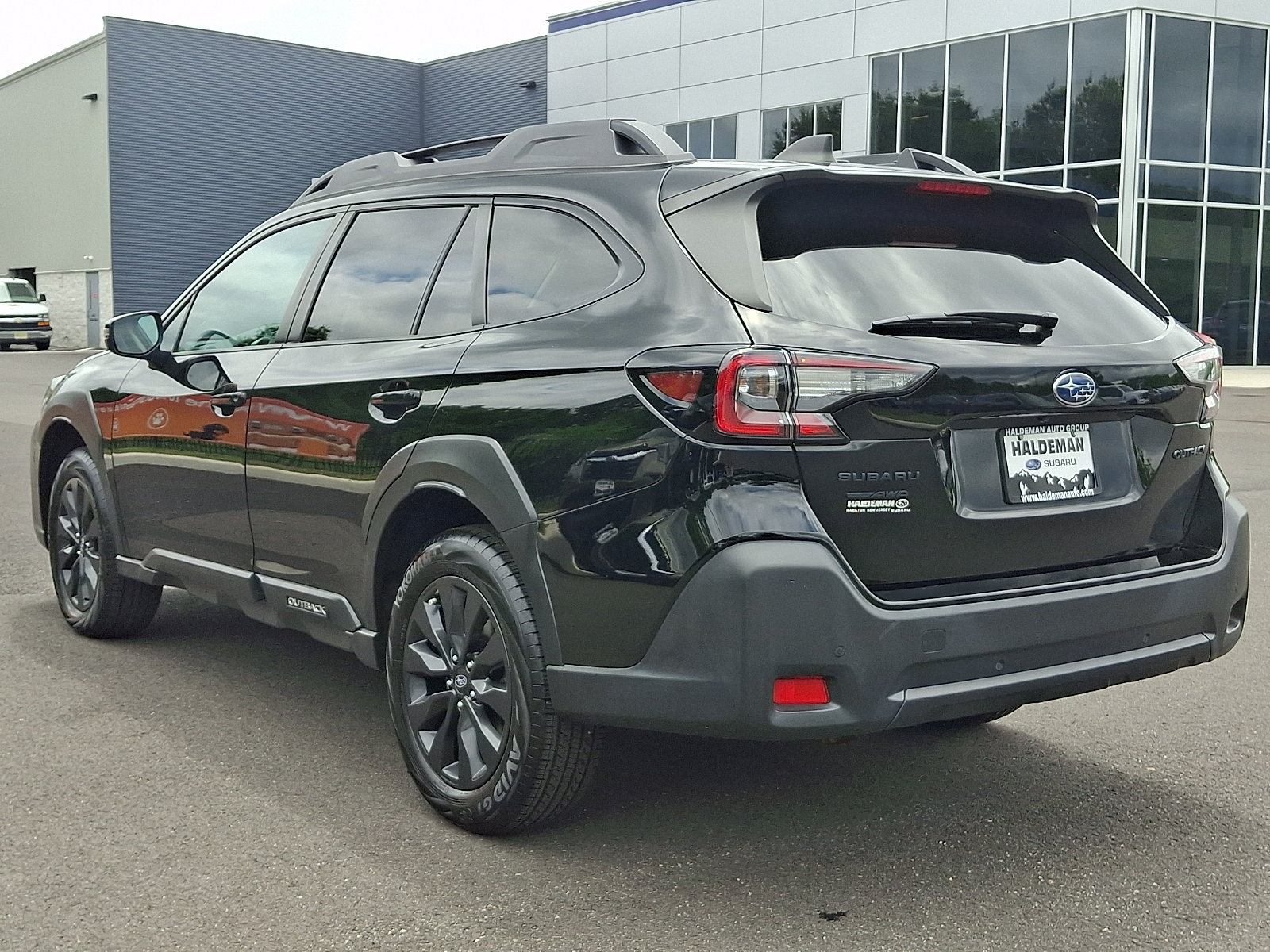 Certified 2023 Subaru Outback Onyx Edition AWD/4WD image 5