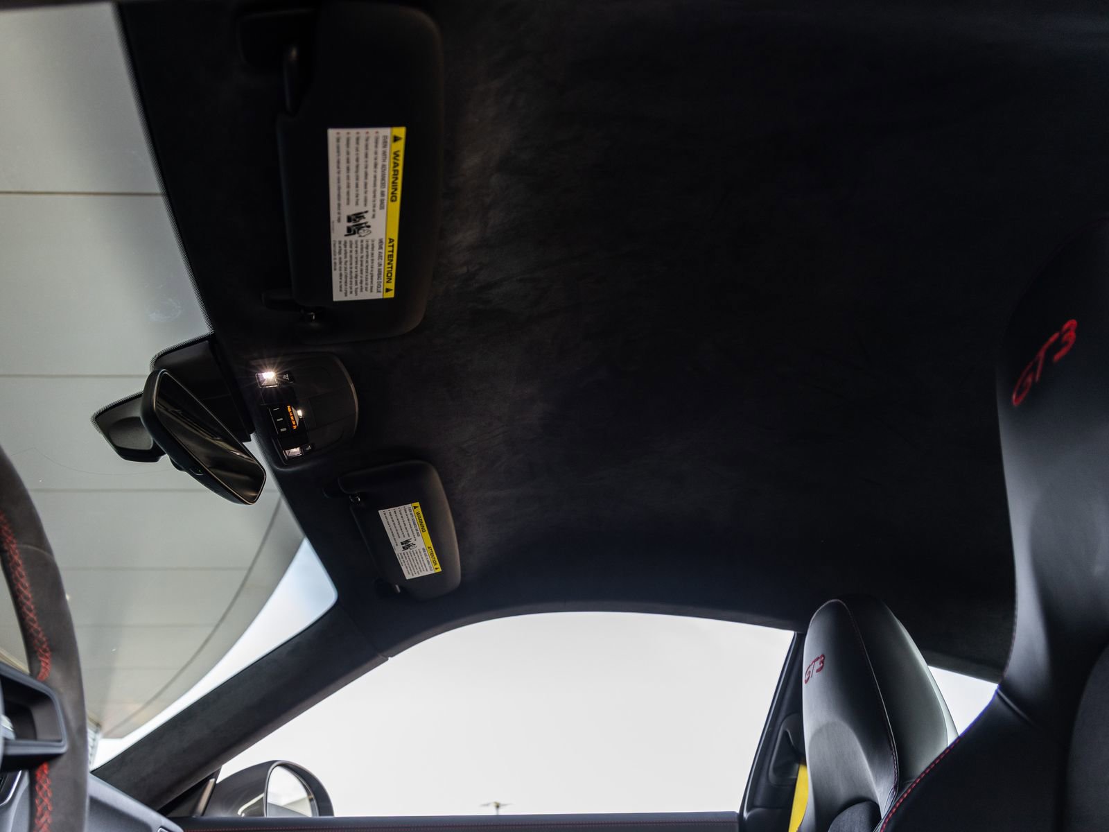 Certified 2018 Porsche 911 GT3 RWD image 31