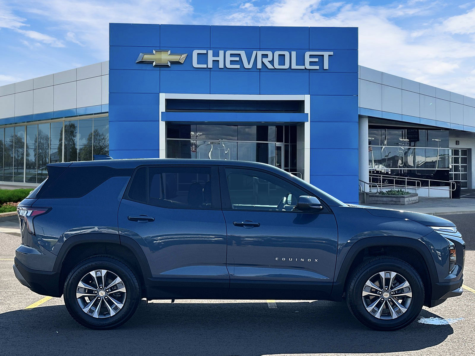 Certified 2025 Chevrolet Equinox LT FWD image 5