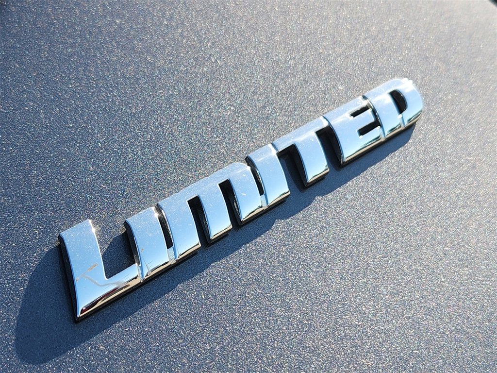 Used 2023 Toyota Tundra Limited image 13