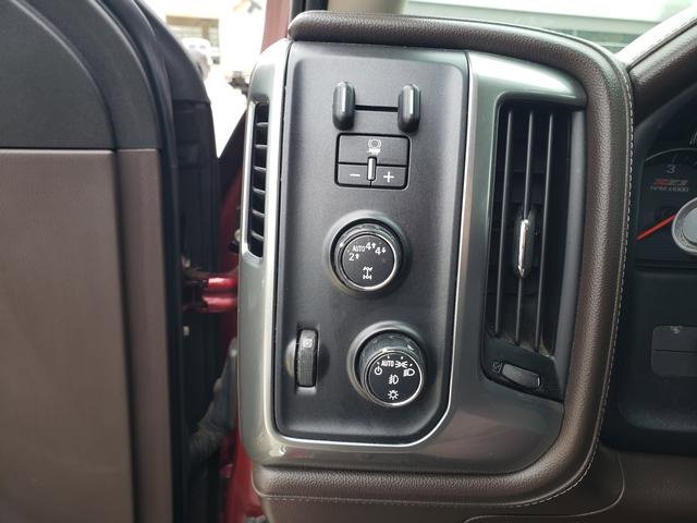 Used 2017 Chevrolet Silverado 1500 LTZ Z71 w/ LTZ Plus Package image 23
