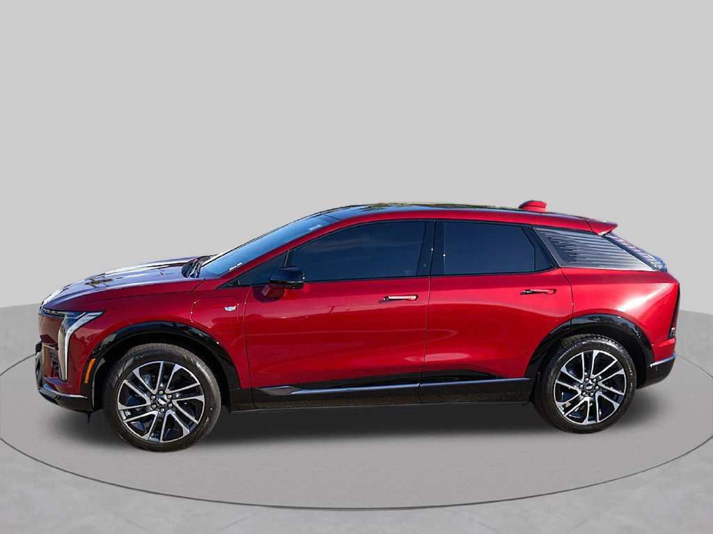 Used 2026 Cadillac Optiq Sport 1 AWD/4WD image 6