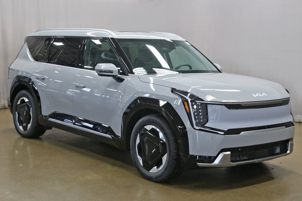 New 2026 Kia EV9 Land image 1