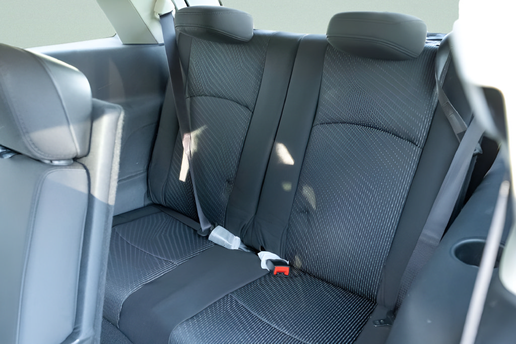 Used 2018 Dodge Journey SE w/ Connectivity Group FWD image 17