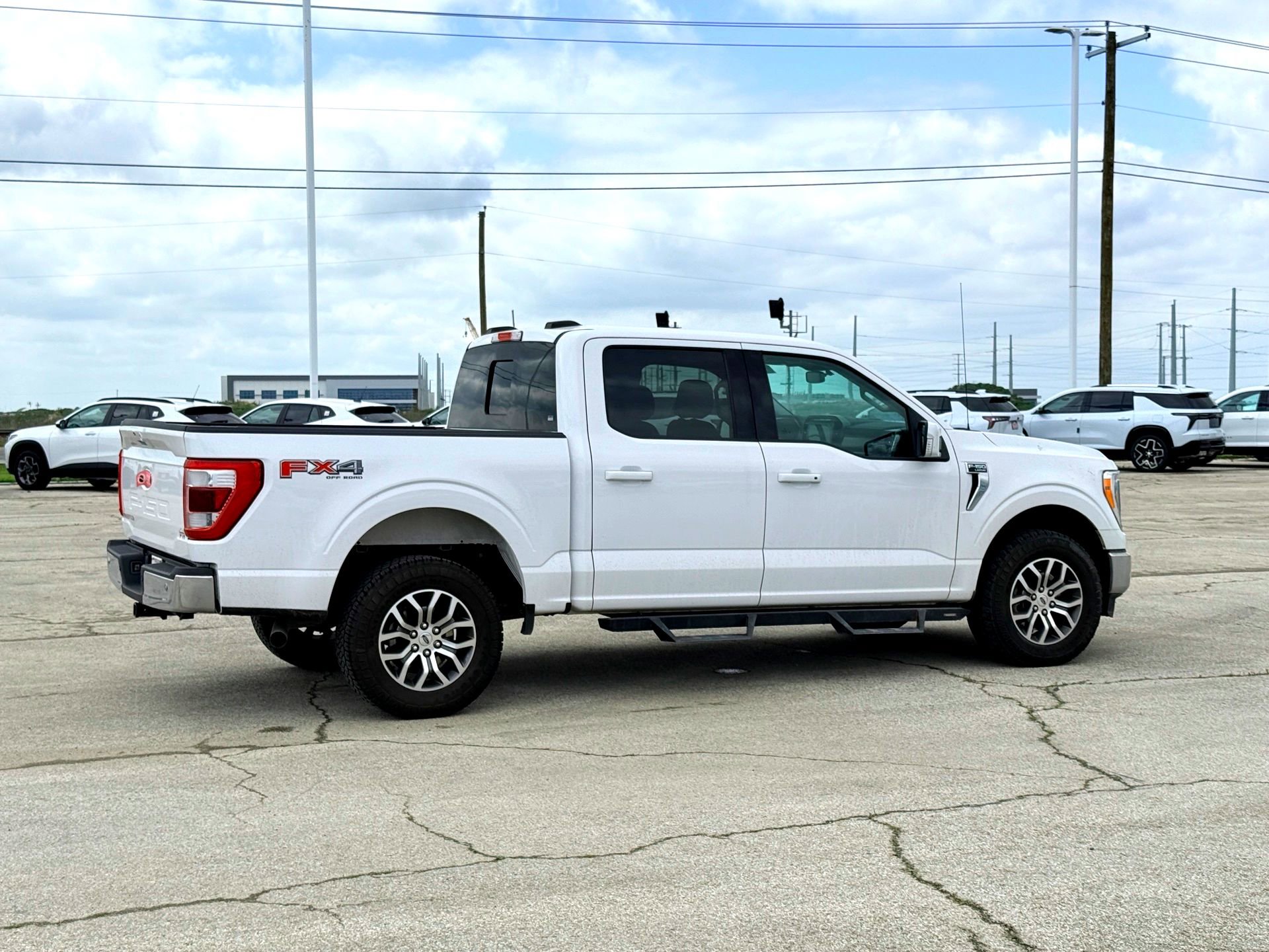 Used 2021 Ford F150 Lariat w/ FX4 Off-Road Package AWD/4WD image 4