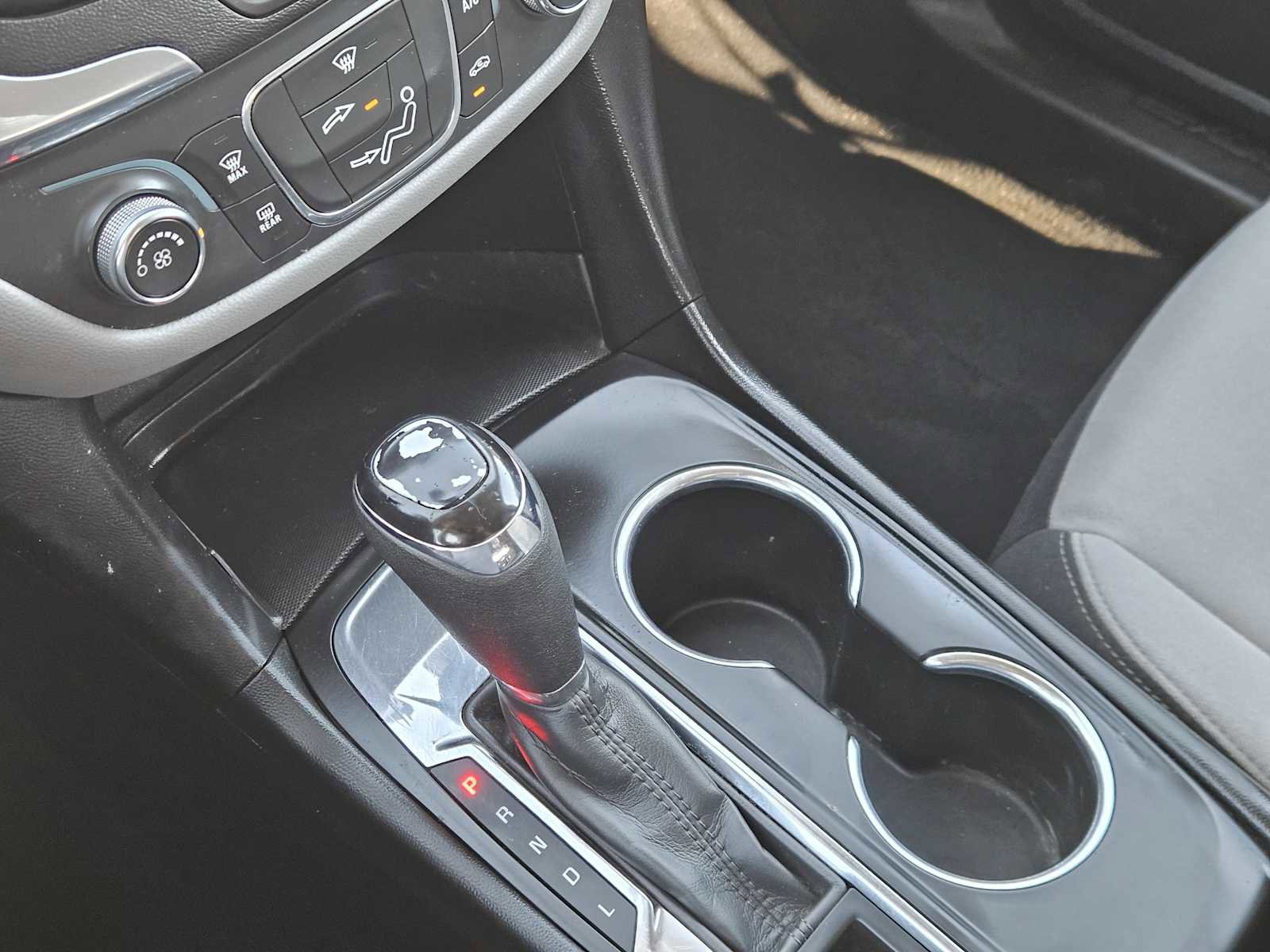 Used 2021 Chevrolet Equinox LT image 19