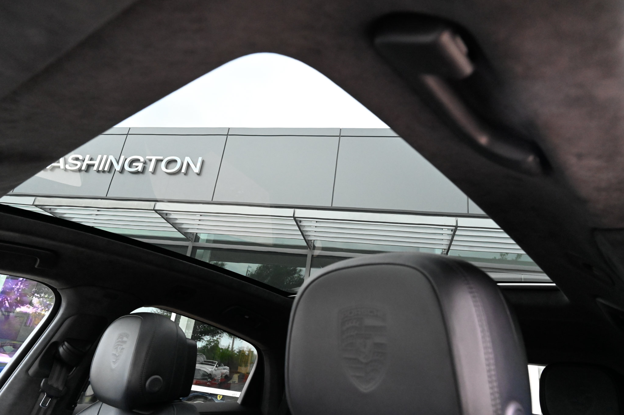 Used 2021 Porsche Cayenne Turbo AWD/4WD image 34