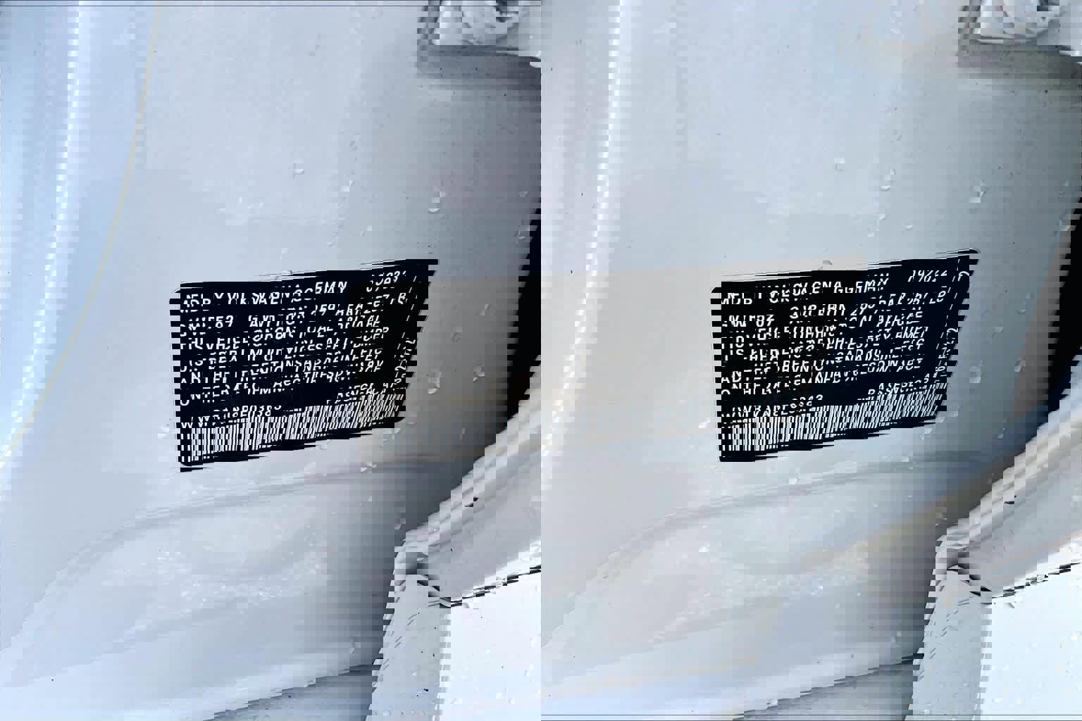 Used 2023 Volkswagen Arteon SEL Premium AWD/4WD image 35