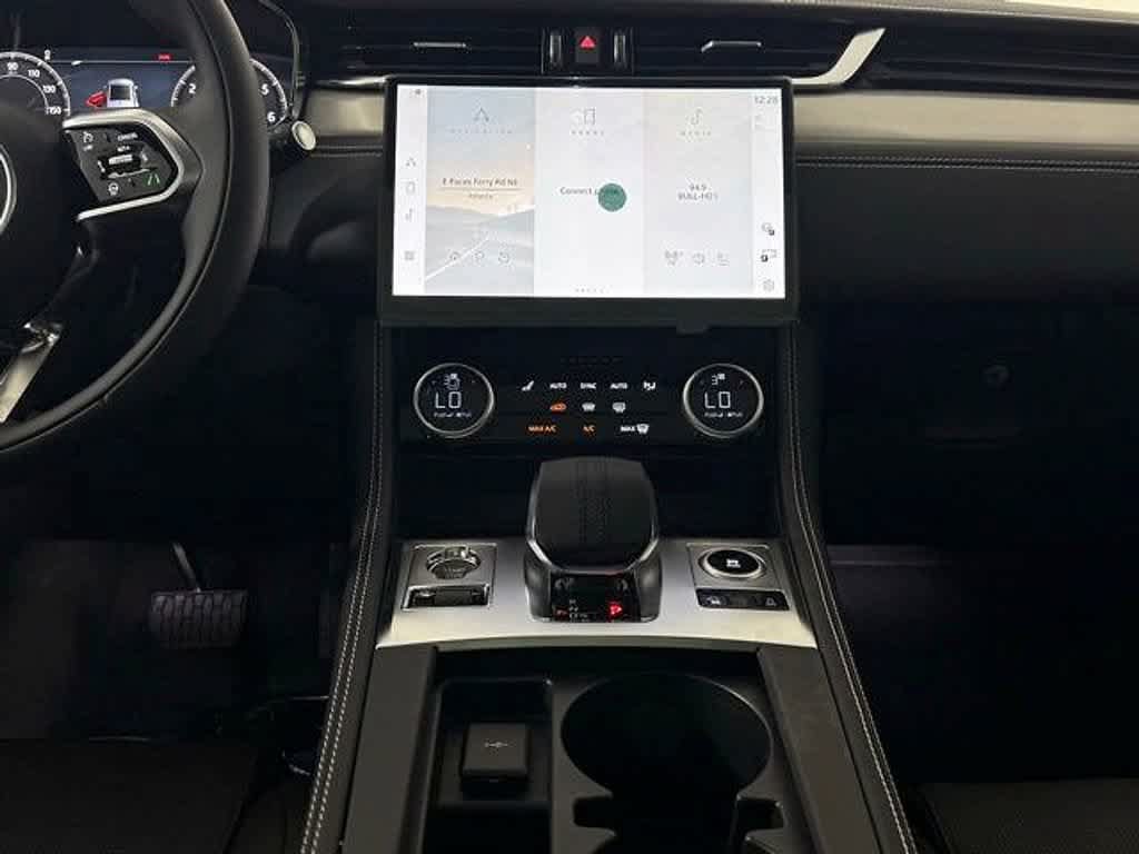 New 2026 Jaguar F-PACE R-Dynamic S AWD/4WD image 21
