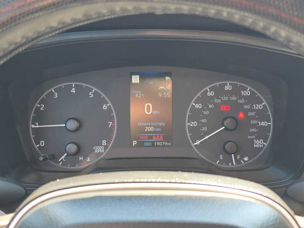 Used 2024 Toyota Corolla Cross LE w/ Moonroof Package AWD/4WD image 20