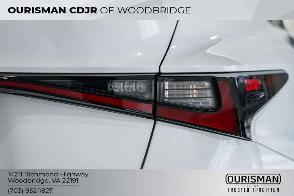 Used 2023 Lexus IS 350 F Sport image 9