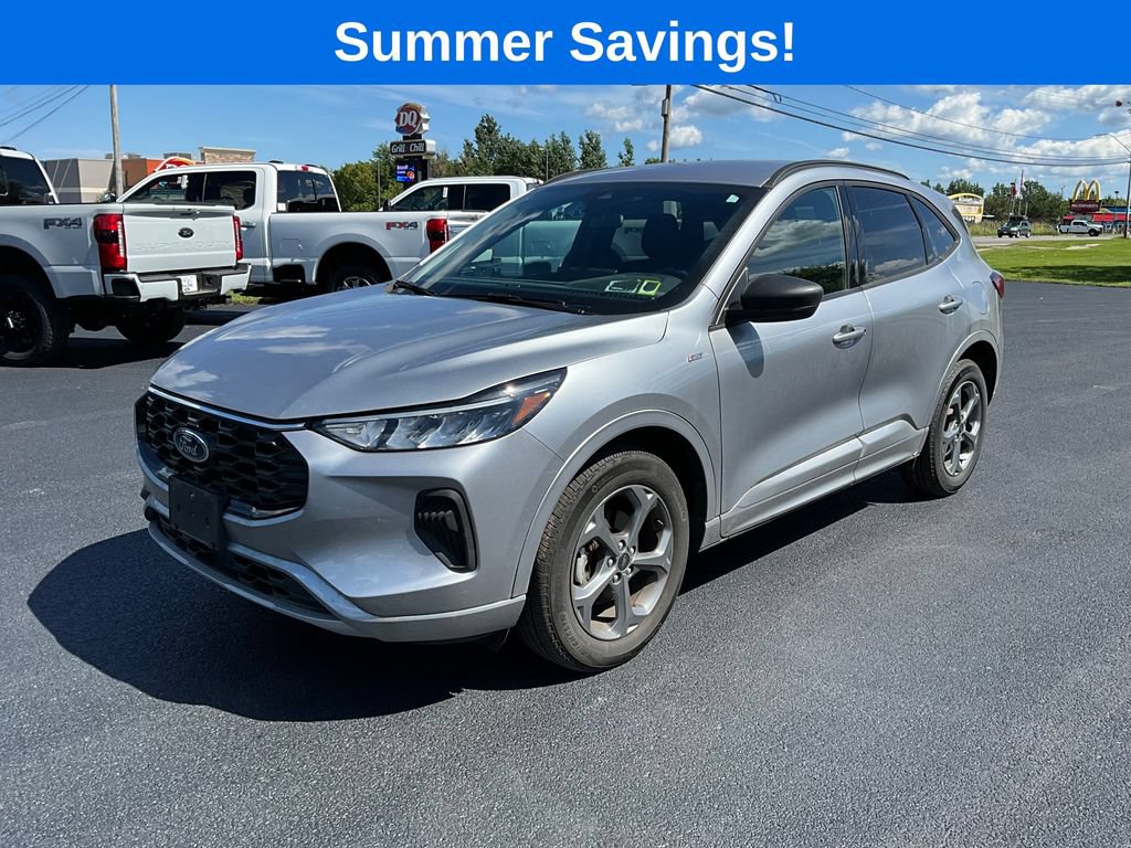 Certified 2023 Ford Escape ST-Line w/ Tech Pack #1 AWD/4WD image 3