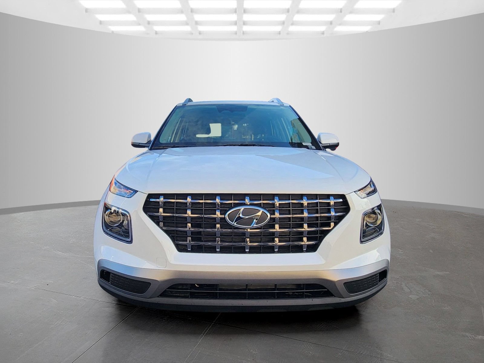 New 2026 Hyundai Venue SEL FWD image 2