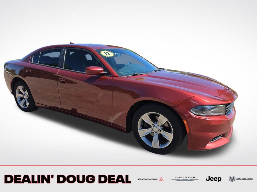 Used 2017 Dodge Charger SXT RWD image 7