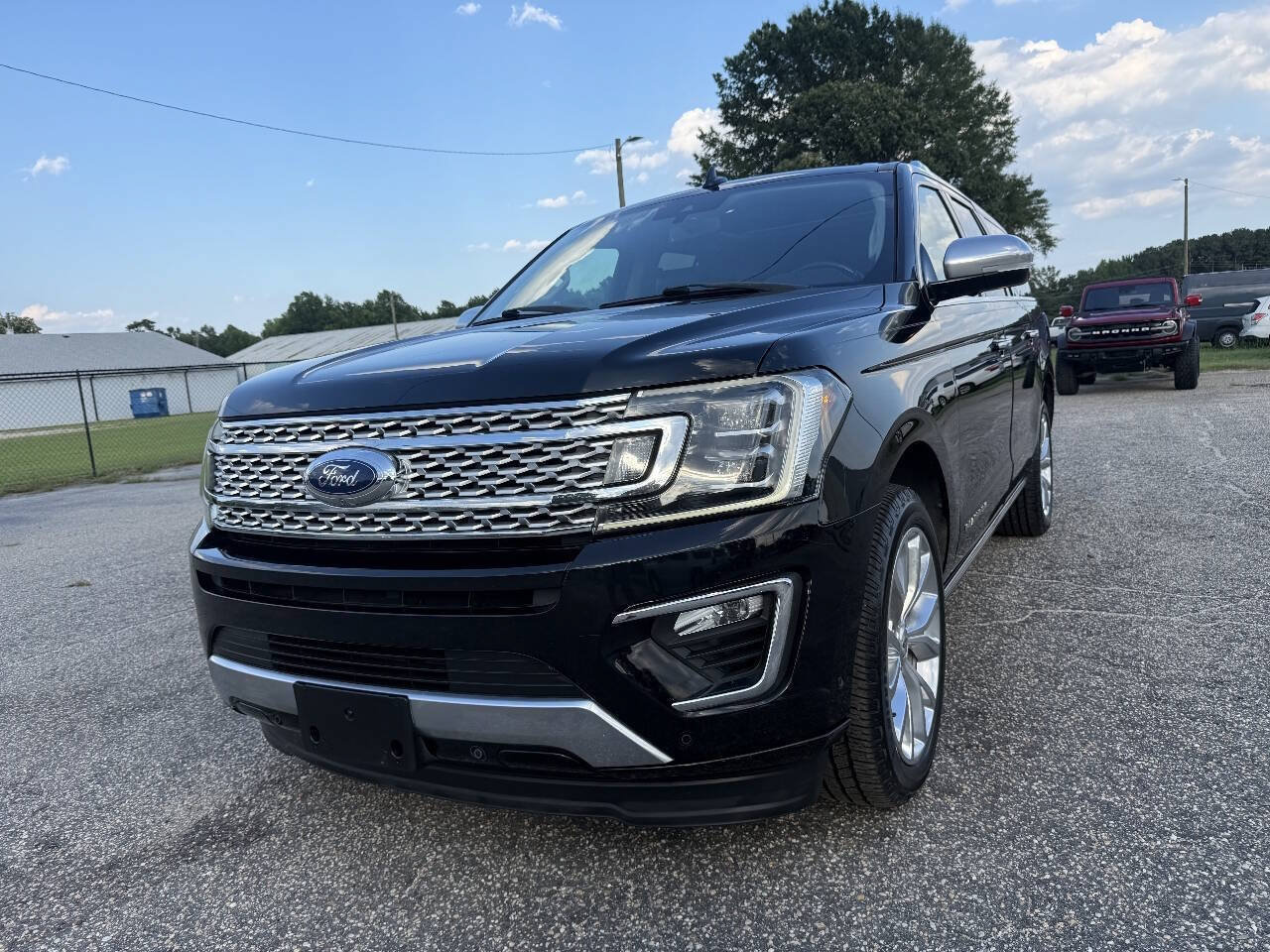 Used 2018 Ford Expedition Max Platinum RWD image 3
