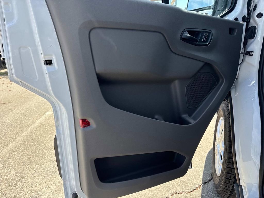 New 2025 Ford Transit 150 Low Roof image 11