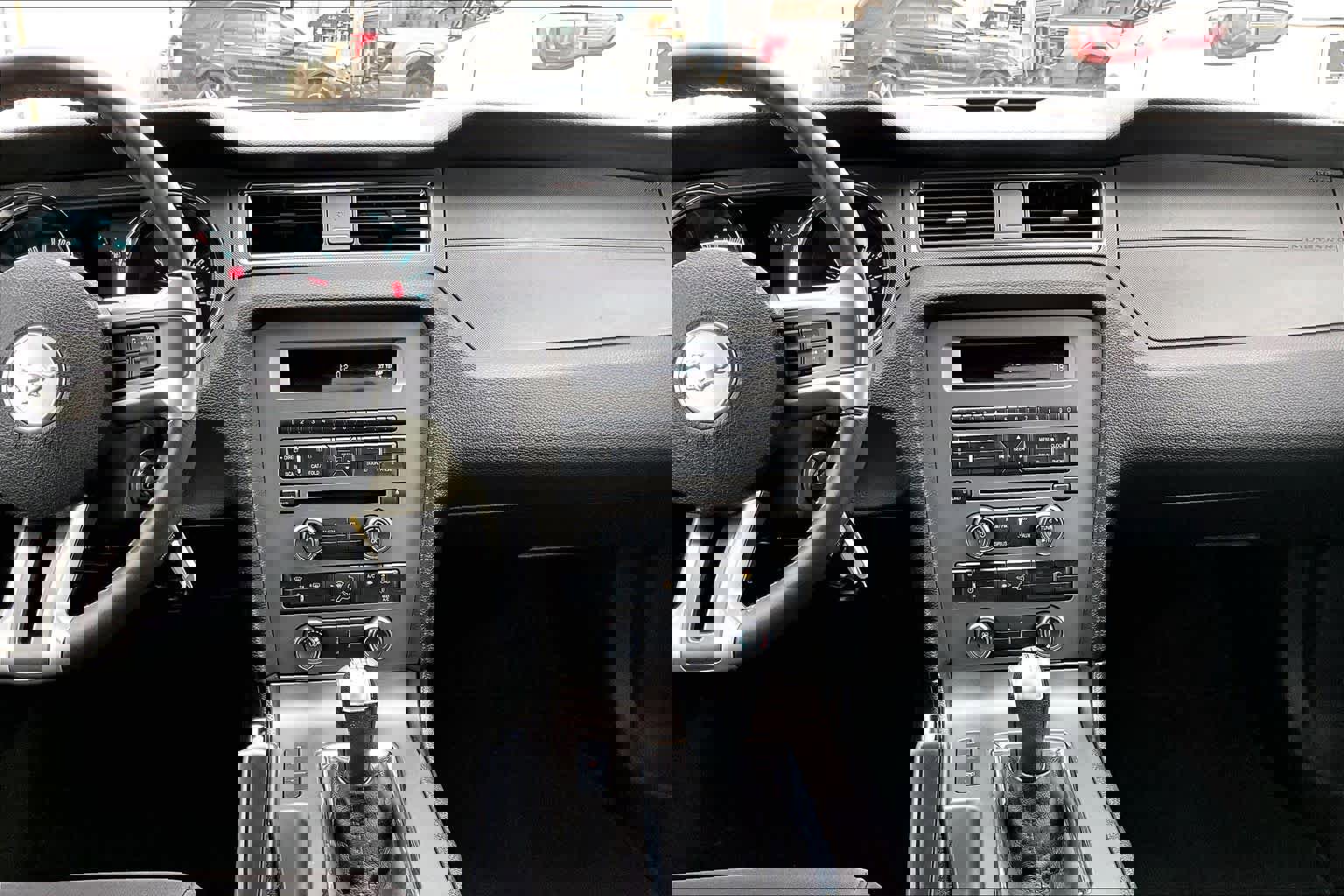 Used 2013 Ford Mustang GT image 7