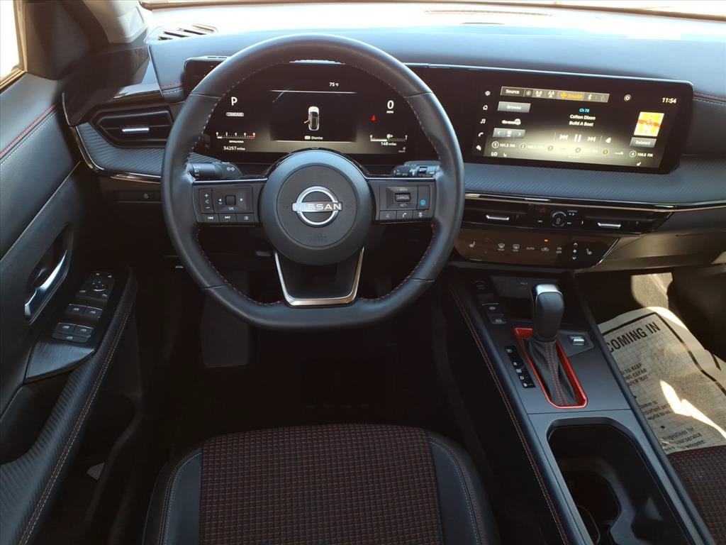 Certified 2025 Nissan Kicks SR w/ SR Premium Package AWD/4WD image 5
