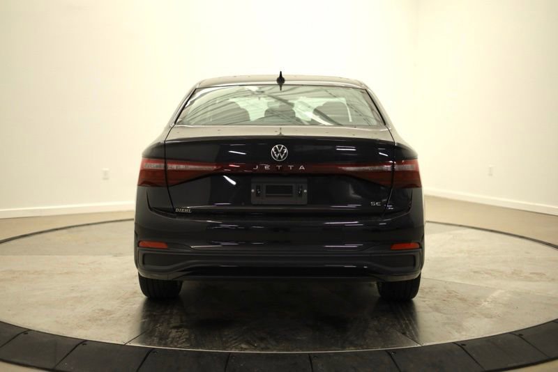 New 2026 Volkswagen Jetta SE image 4