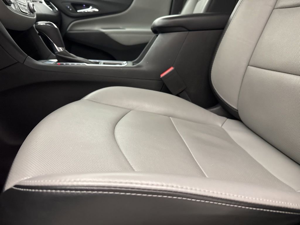 Used 2020 Chevrolet Equinox Premier image 22